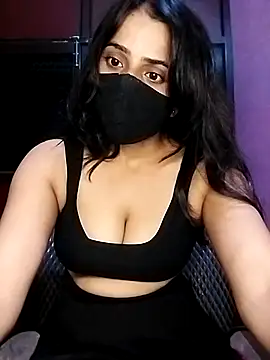 Snapshot of Amisha2 chatting on 09/27/25, 06:57 Amisha2 online show from 09/27/25, 06:57