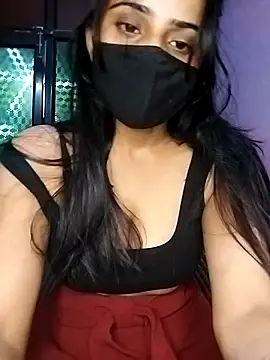 Snapshot of Amisha2 chatting on 10/14/25, 04:30 Amisha2 online show from 10/14/25, 04:30