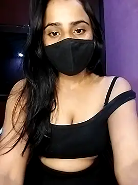 Snapshot of Amisha2 chatting on 10/27/25, 04:22 Amisha2 online show from 10/27/25, 04:22