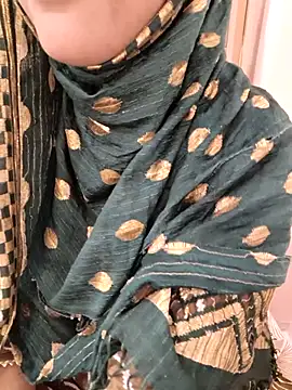 Indian-Aleena online show from 04/12/26, 05:56