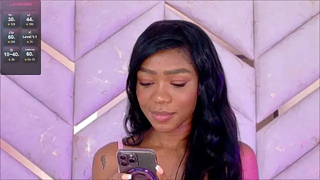 Snapshot of AlanaDoll chatting on 09/08/25, 05:45 AlanaDoll online show from 09/08/25, 05:45