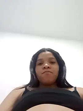 Snapshot of VictoriDior chatting on 01/13/26, 10:37 VictoriDior online show from 01/13/26, 10:37