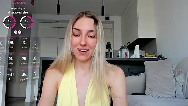 Sunny Rina  online show from 02/02/26, 09:08