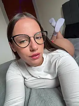 AlessiaaRuso1 online show from 01/09/26, 07:26