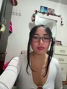 Snapshot of saranghae_ chatting on 10/26/25, 09:31 saranghae online show from 10/26/25, 09:31