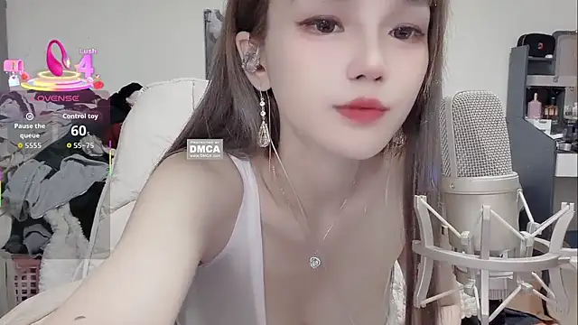 twlilybae online show from 06/08/26, 11:27