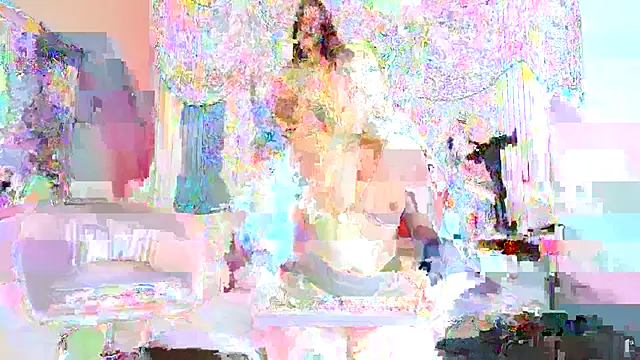 Snapshot of MIIRANDAHOT chatting on 10/21/25, 01:45 MIIRANDAHOT online show from 10/21/25, 01:45