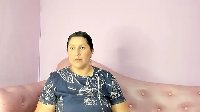 KikaDuque online show from 05/15/26, 07:21