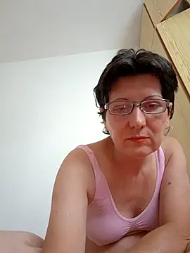 Snapshot of Vera_Elle chatting on 07/06/26, 03:03 Vera Elle online show from 07/06/26, 03:03