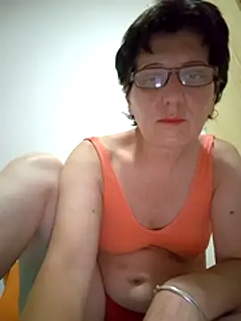Snapshot of Vera_Elle chatting on 07/10/26, 08:33 Vera Elle online show from 07/10/26, 08:33
