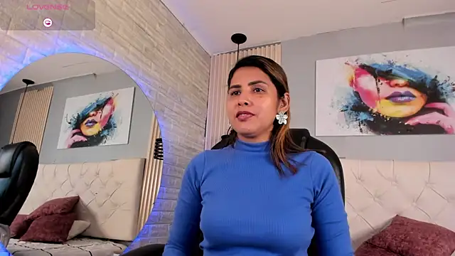 scarletbaker  online show from 10/02/25, 07:10