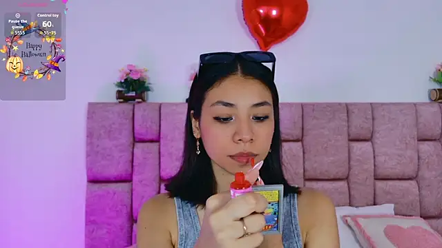 ScarlettLuxe online show from 10/22/25, 11:54