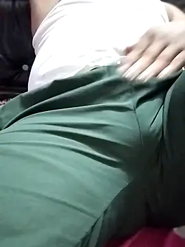 Snapshot of hunk28_6 chatting on 10/14/25, 04:19 hunk28 6 online show from 10/14/25, 04:19