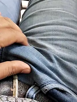 Snapshot of hunk28_6 chatting on 10/24/25, 06:32 hunk28 6 online show from 10/24/25, 06:32