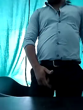 Snapshot of hunk28_6 chatting on 11/09/25, 08:45 hunk28 6 online show from 11/09/25, 08:45