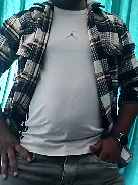 Snapshot of hunk28_6 chatting on 11/15/25, 06:44 hunk28 6 online show from 11/15/25, 06:44