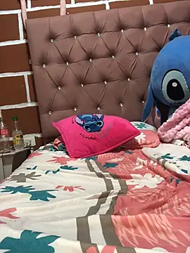 Rachellcooperrr online show from 03/06/26, 06:32