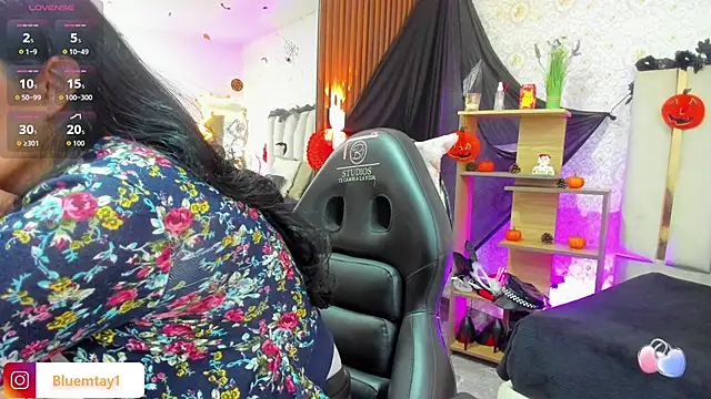 BLUE TAY1 online show from 10/23/25, 12:04