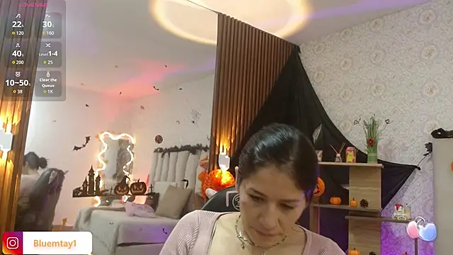 BLUE TAY1 online show from 10/31/25, 11:55