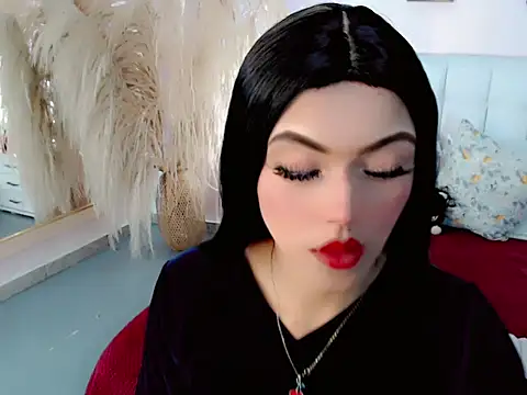 nathalialoes1 online show from 11/12/25, 12:11