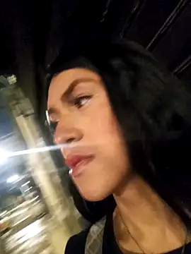 nathalialoes1 online show from 11/25/25, 08:14