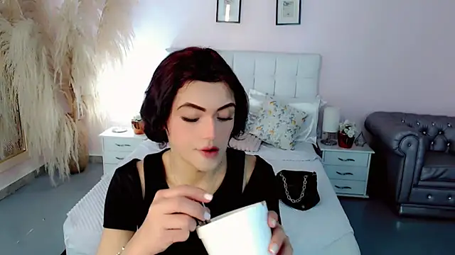 nathalialoes1 online show from 11/30/25, 07:07