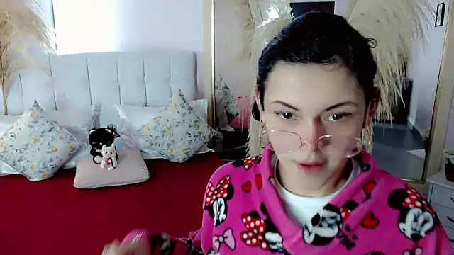 nathalialoes1 online show from 01/12/26, 07:08