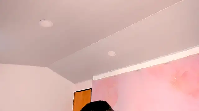 milk candy18 online show from 10/04/25, 12:25