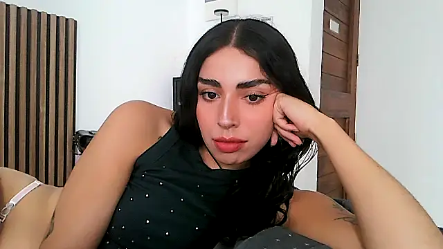 sweetbrunette22 online show from 03/25/26, 08:04