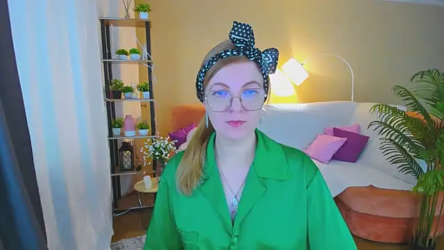 YourUniverser online show from 11/11/25, 09:20