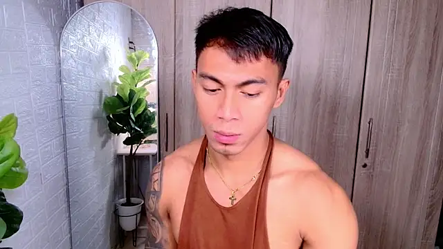 PinooyMilker online show from 10/28/25, 02:48