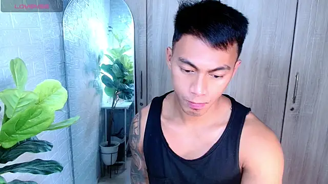 PinooyMilker online show from 03/17/26, 03:15