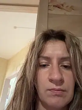 EvvaMur online show from 10/01/25, 01:00