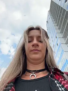 EvvaMur online show from 06/17/26, 02:36