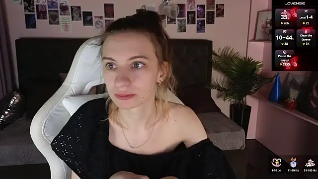 kaleriyaa  online show from 02/16/26, 01:24