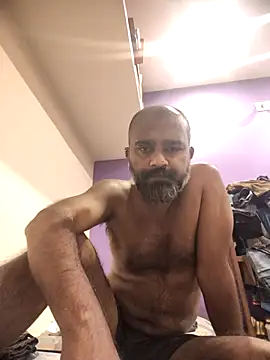 Snapshot of thelastsaintt chatting on 10/14/25, 01:01 thelastsaintt online show from 10/14/25, 01:01