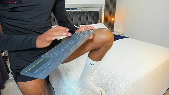 MARC THOMPSON  online show from 09/09/25, 03:55