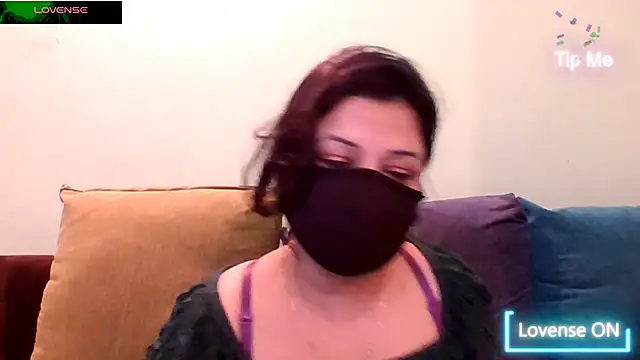 Snapshot of mitali_sanju chatting on 10/12/25, 05:17 mitali sanju online show from 10/12/25, 05:17