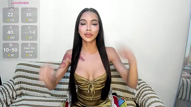 Snapshot of khalifafoxxxx chatting on 11/20/25, 08:08 khalifafoxxxx online show from 11/20/25, 08:08