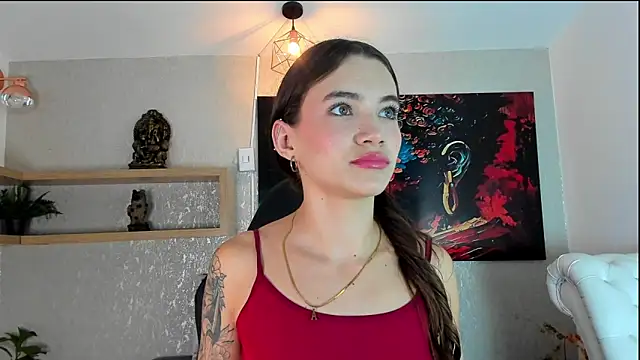 aitana baker  online show from 03/05/26, 03:46