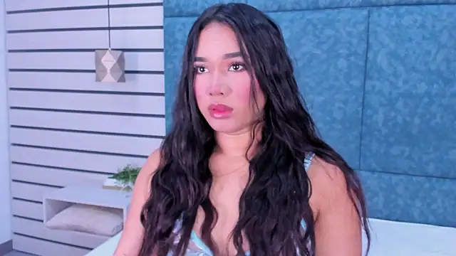 EmilyZahar online show from 09/18/25, 11:34