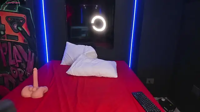 SamanthaaReed online show from 02/11/26, 08:19