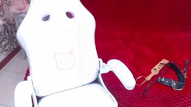 Snapshot of KendyLoveLans chatting on 10/23/25, 03:39 KendyLoveLans online show from 10/23/25, 03:39