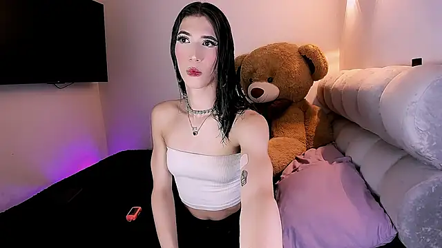 fhalon foxxxys  online show from 04/15/26, 07:15