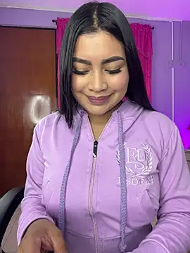 Snapshot of LunaaRosse chatting on 02/12/26, 02:17 LunaaRosse online show from 02/12/26, 02:17