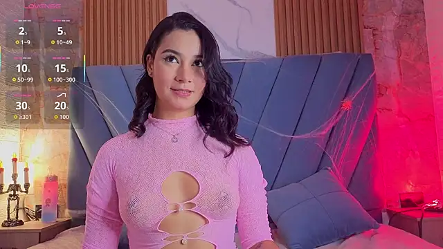 nathalia koch  online show from 10/18/25, 07:36