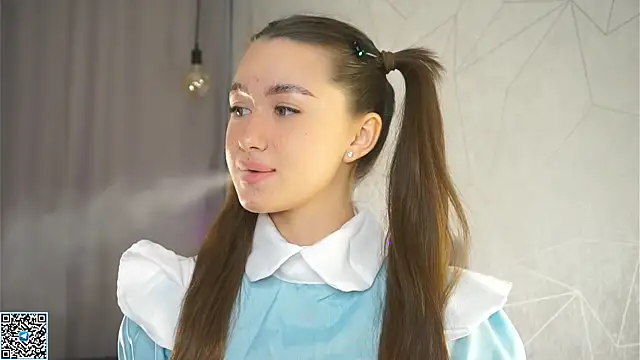 Snapshot of vvillywonka chatting on 10/10/25, 01:59 vvillywonka online show from 10/10/25, 01:59