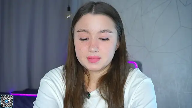 Snapshot of vvillywonka chatting on 10/28/25, 01:42 vvillywonka online show from 10/28/25, 01:42