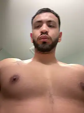 Yinigi online show from 10/18/25, 12:24