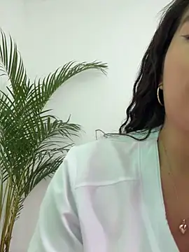 Ariana2017 online show from 02/25/26, 09:35